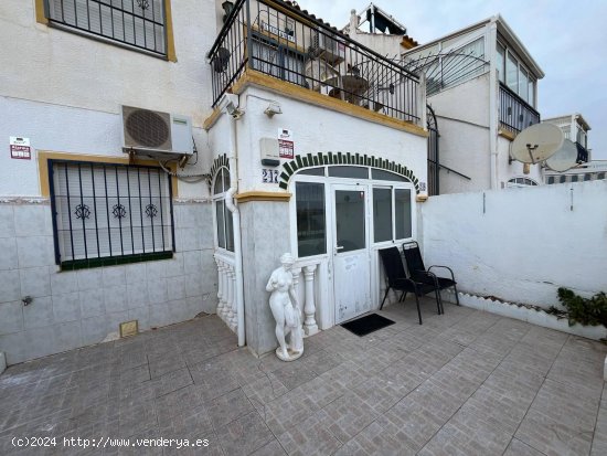 Bungalow en venta en Torrevieja (Alicante)