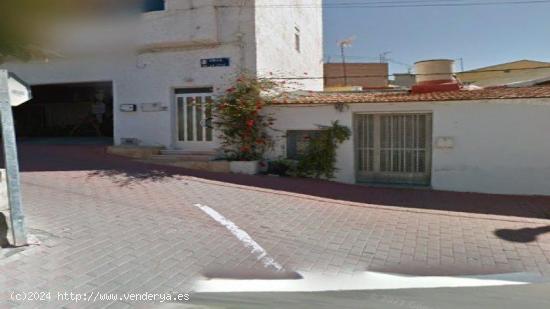  Casa en venta en calle De La Cruz, Murcia, Murcia - MURCIA 