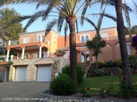 Finca en venta en Dénia (Alicante)