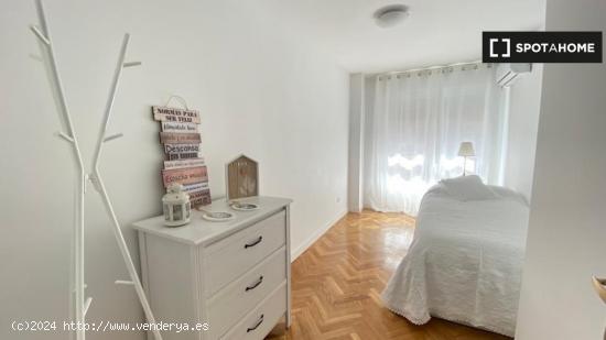 Piso en alquiler de 2 habitaciones en Las Rozas de Madrid - MADRID