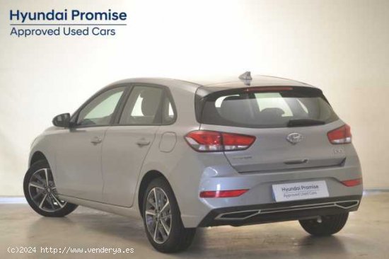 Hyundai i30 ( 1.5 DPI Klass SLX 110 )  - Valladolid