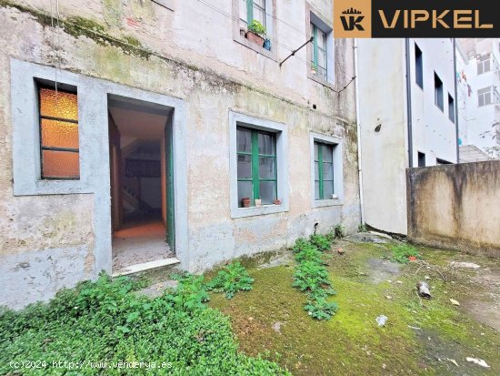 Edificio en venta en Santiago de Compostela (La Coruña)