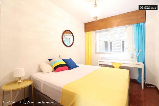  Acogedora habitación con dos camas en alquiler en Príncipe Pío - MADRID 