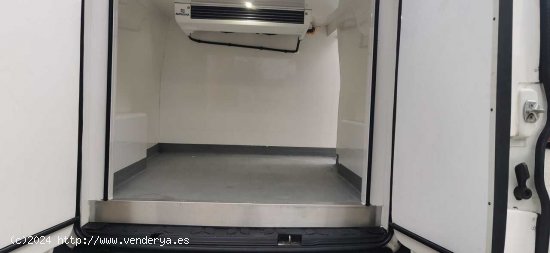 Fiat Doblo Cargo furgon largo maxy con forrado interior frigorifico con forrado interior isotermo  y