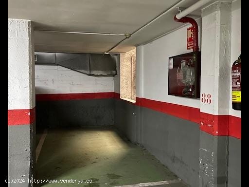 garaje cerrado en venta  en Barcelona - Barcelona