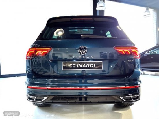 Volkswagen Tiguan 1.4 TSI eHybrid DSG R-Line de 2023 con 20 Km por 49.490 EUR. en Barcelona