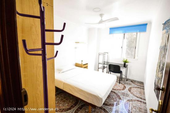  Acogedora habitación con cama individual en alquiler en Algirós - VALENCIA 