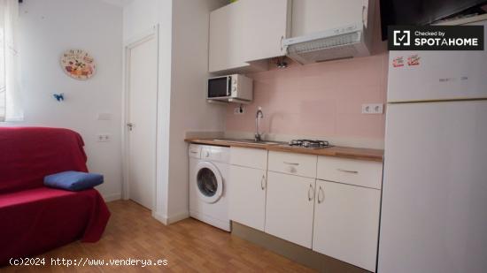 Encantador apartamento de 1 dormitorio en alquiler en Poblats Marítims - VALENCIA