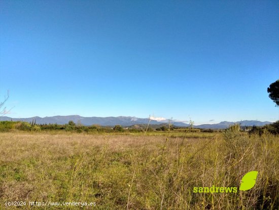 Solar en venta en Cabanes (Girona)