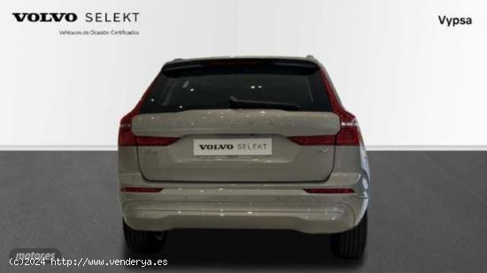 Volvo XC 60 2.0 B4 D CORE AUTO 197 5P de 2022 con 32.311 Km por 42.900 EUR. en Malaga