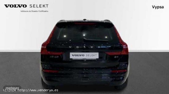 Volvo XC 60 2.0 B4 D CORE AUTO 197 5P de 2023 con 29.565 Km por 44.500 EUR. en Ciudad Real