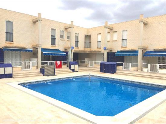  DUPLEX TRES HABITACIONES EN TRANQUILO RESIDENCIAL - MURCIA 