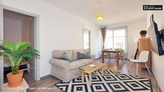  Apartamento renovado de 3 dormitorios en alquiler en Hospitalet - BARCELONA 