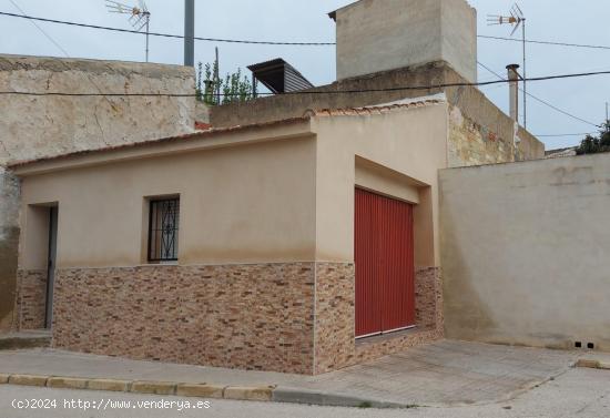 Fantástica casa de de pueblo en el centro de Benijófar, Alicante, Costa Blanca - ALICANTE