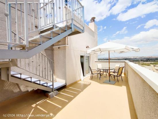 Fantástico ático con maravillosas vistas al mar en Guardamar del Segura, Alicante - ALICANTE