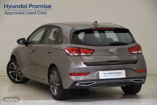 Hyundai i30 1.5 DPI Klass SLX 110 de 2023 con 8.669 Km por 19.990 EUR. en Pontevedra