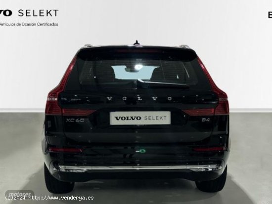 Volvo XC 60 XC60 Plus, B4 (diesel), Diesel, Bright de 2022 con 8 Km por 49.900 EUR. en Madrid