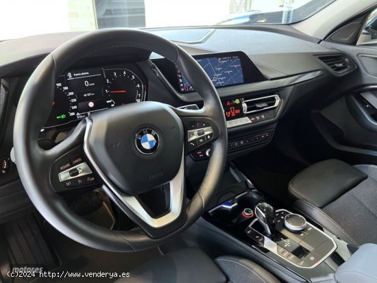 BMW Serie 1 118i Auto Paq M de 2020 con 55.400 Km por 26.890 EUR. en Barcelona