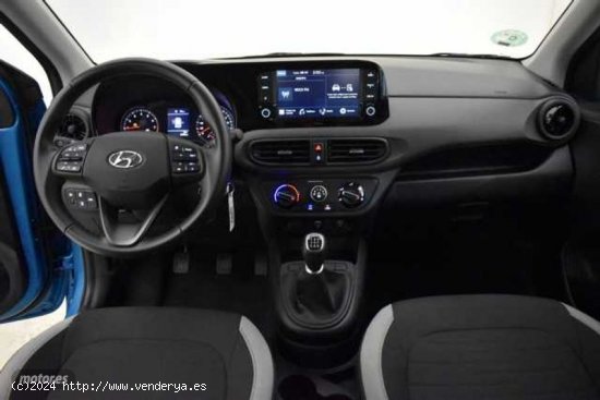 Hyundai i10 1.0 MPI Klass de 2023 con 8.602 Km por 13.990 EUR. en Sevilla