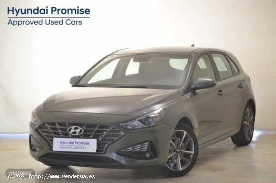Hyundai i30 1.5 DPI Klass SLX 110 de 2023 con 22.700 Km por 19.990 EUR. en Cadiz