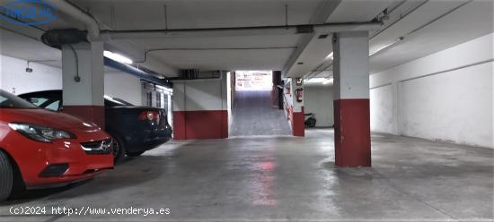  Amplia plaza de garaje en Benalua - ALICANTE 