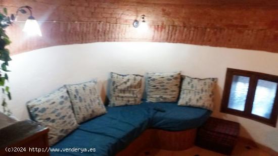 Casa adosada en Aiguaviva (El Montmell) - TARRAGONA
