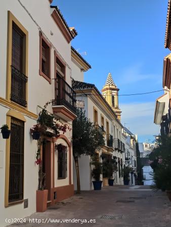 Local en bruto en venta o alquiler en pleno centro de Estepona | CABANILLAS REAL ESTATE - MALAGA