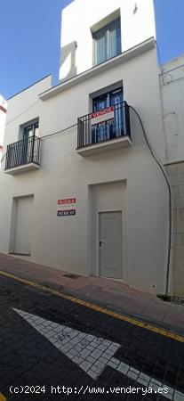 Local en bruto en venta o alquiler en pleno centro de Estepona | CABANILLAS REAL ESTATE - MALAGA