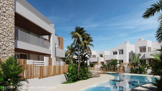 Villas de lujo de 3 dormitorios situadas a pie de playa - ALMERIA