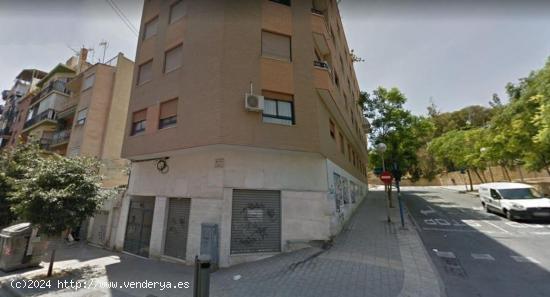 SE VENDE AV ALCOY Nº 133 BAJO - Alicante/Alacant - - ALICANTE