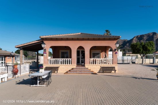 Villa en venta en Redován (Alicante)