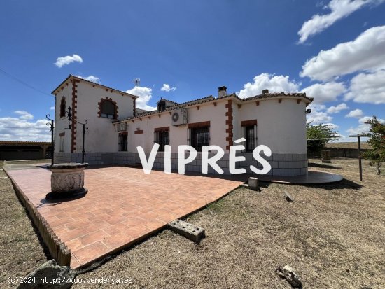 Casa en venta en Hinojal (Cáceres)