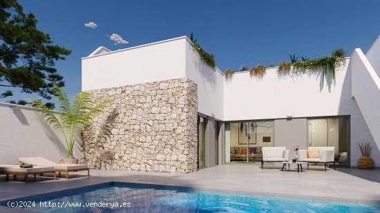 Villa en venta en Pilar de la Horadada (Alicante)