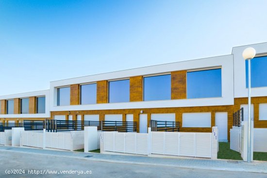 Casa en venta a estrenar en Santa Pola (Alicante)