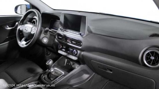 Hyundai Kona ( 1.0 TGDI 48V Maxx 4x2 )  - Barcelona