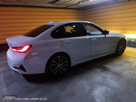 BMW Serie 3 3.20i de 2019 con 72.500 Km por 28.000 EUR. en Madrid
