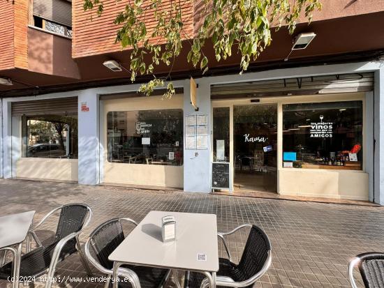 Se Traspasa Precioso Bar Cafetería con Terraza en Valencia - VALENCIA