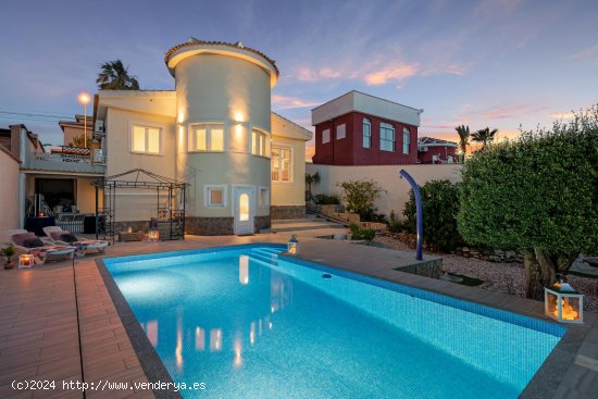Villa en venta en Ciudad Quesada (Alicante)