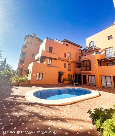 Apartamento en venta en Estepona (Málaga)