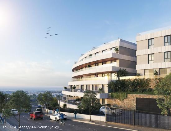 Moderno apartamento de 3 dormitorios en Estepona con vistas panorámicas al mar. - MALAGA