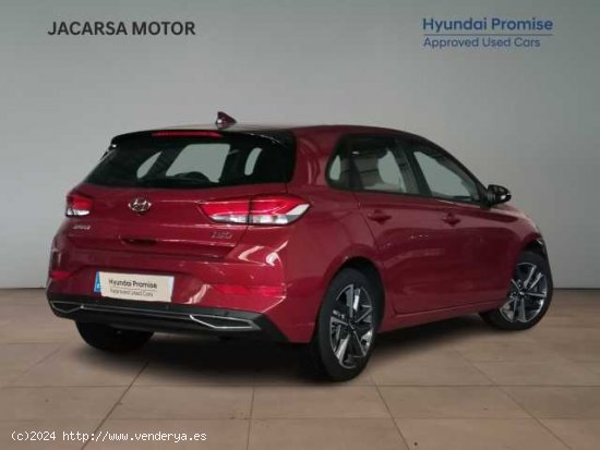 Hyundai i30 ( 1.5 DPI Klass SLX 110 )  - Jaén