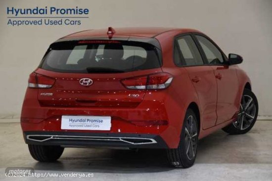 Hyundai i30 1.5 DPI Klass SLX 110 de 2023 con 14.052 Km por 18.990 EUR. en Madrid