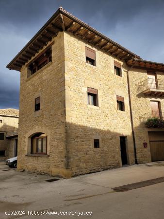 CASA INDEPENDIENTE CON EXCELENTES VISTAS EN LERGA - NAVARRA