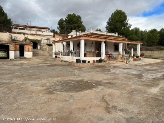 Chalet en zona urbana con vecinos todo el año - VALENCIA