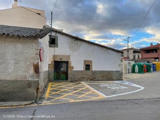 Urbis te ofrece casa-solar en venta en Aldeaseca de la Armuña, Salamanca. - SALAMANCA