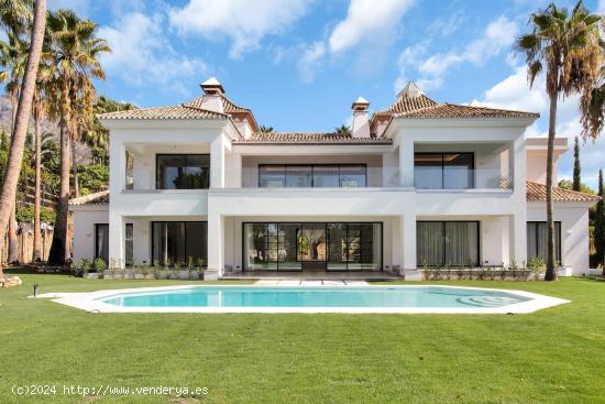 Villa de lujo de 6 dormitorios y 9 baños en Sierra Blanca, La milla de oro de Marbella - MALAGA