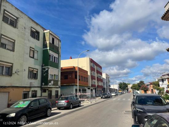 Piso en venta en La Linea de la Concepción - CADIZ