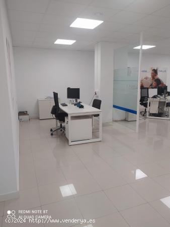 LOCAL COMERCIAL 150 M2 RECIEN REFORMADO CALLE JUAN FERNANDEZ - MURCIA