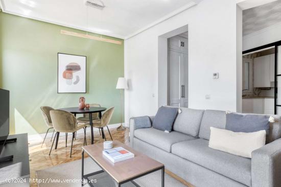  Piso de 2 dormitorios en alquiler en Madrid MAD-49 - MADRID 