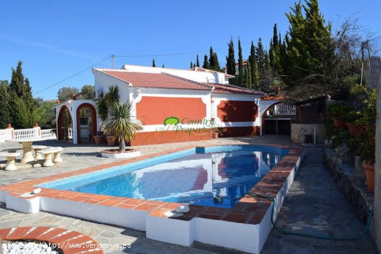 Casa en venta en Torrox (Málaga)